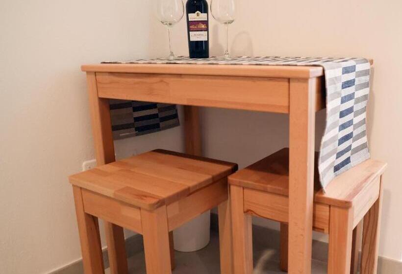 اتاق استاندارد, Room 20   Piccola Camera In Pietra Bianca