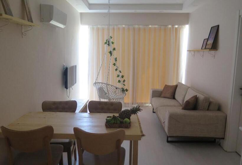 آپارتمان 1 خوابه, Santa Suites Near Saint Nicholas Church