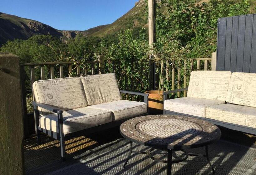 标准间, Woodbriar