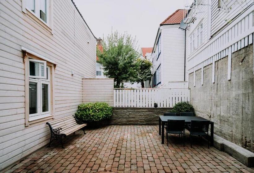 דירת חדר סופריור, Bergen Beds   Serviced Apartments In The City Center