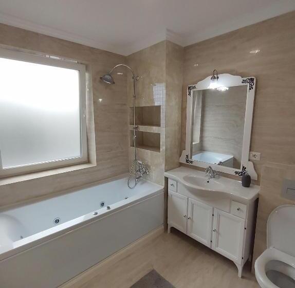 Семейный Номер, Fanea Residence