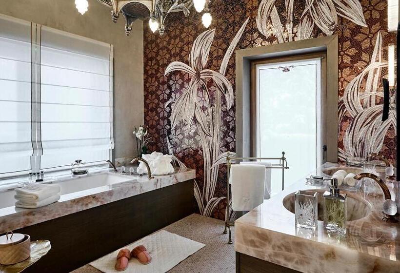 סוויטה נוף להרים, Lys Martagon