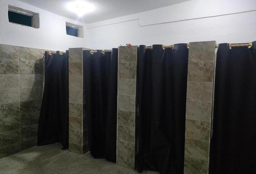 بانگلوی استاندارد, Oasis Resort