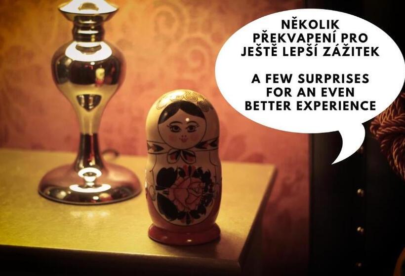 标准间, Oroom St Petersburg Role Play For Couples In Brno