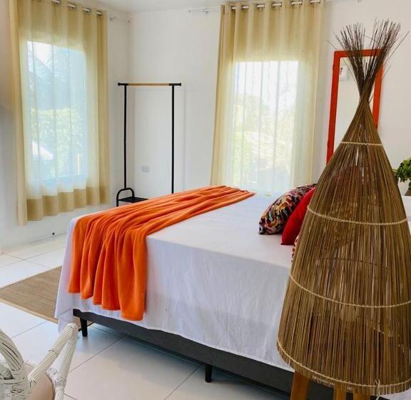 جناح مطلّ علي البحر, Pousada Alumiar