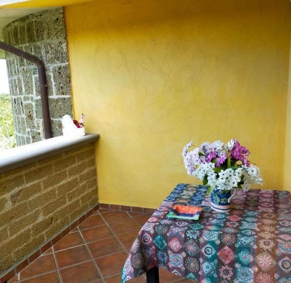 جناح مزود بتراس, Al Boschetto