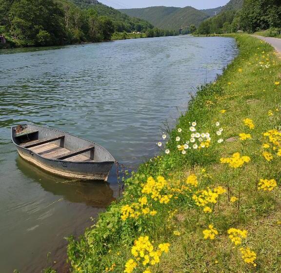 スタンダードルーム, Entre Meuse Et Forêt