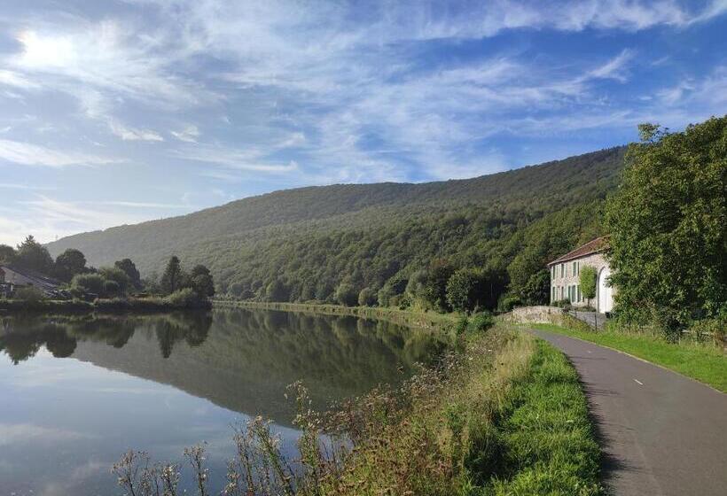 スタンダードルーム, Entre Meuse Et Forêt