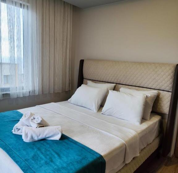 סוויטת סופריור, Gloria Suite