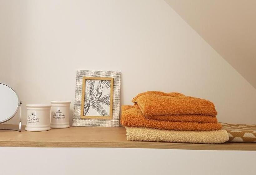 غرفة سوبيريور سرير كينج, Les Sept Tilleuls   Chambres D Hôtes