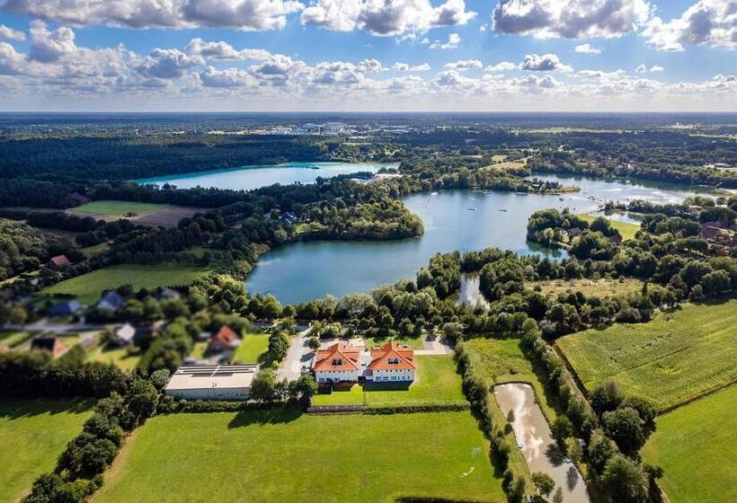 1 Bedroom Apartment Lake View, Villa Moorstern