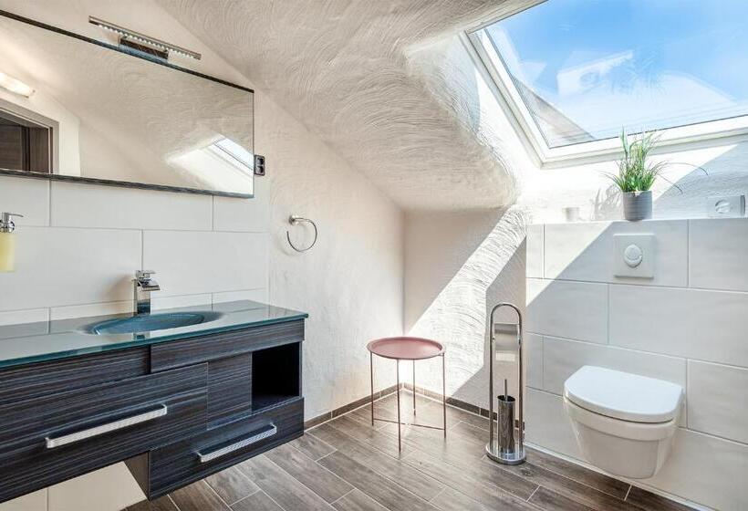 1 Bedroom Apartment Lake View, Villa Moorstern