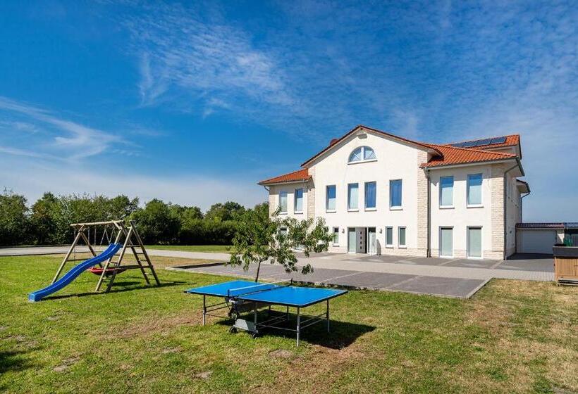 Апартаменты 1 Спальня с Балконом, Villa Moorstern