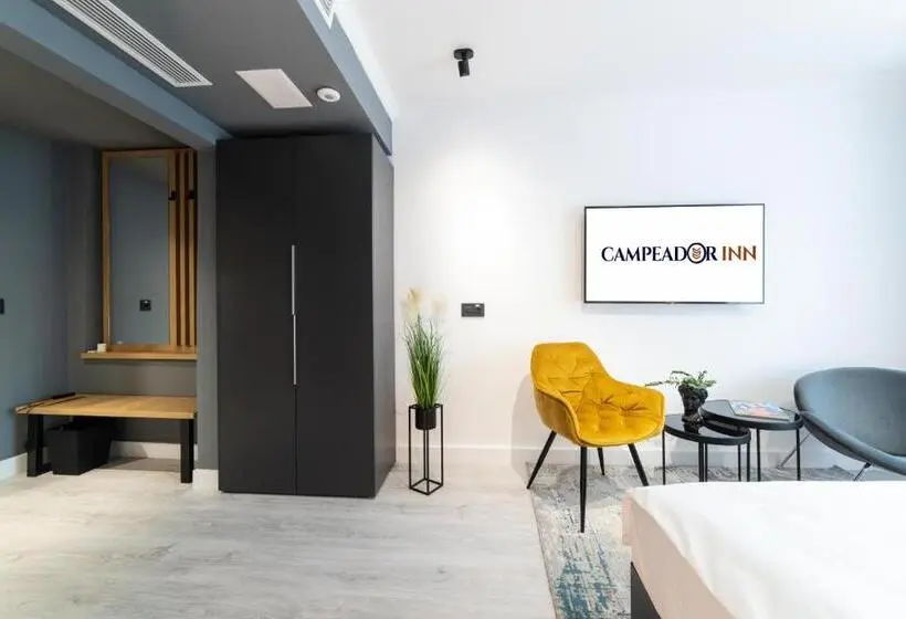 スタンダードルーム, Campeador Inn