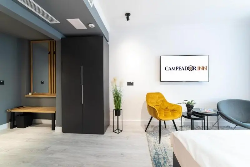 スタンダードルーム, Campeador Inn
