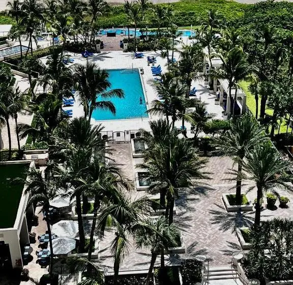 ３ベッドルームアパートメント, Ritz Carlton Luxurious Residence On Singer Island