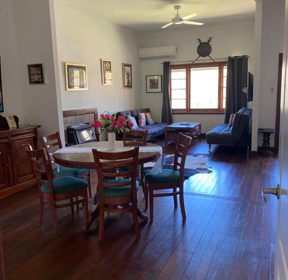 Семейное Бунгало, Sandalwood Downs Fabulous Farm Stay Toodyay