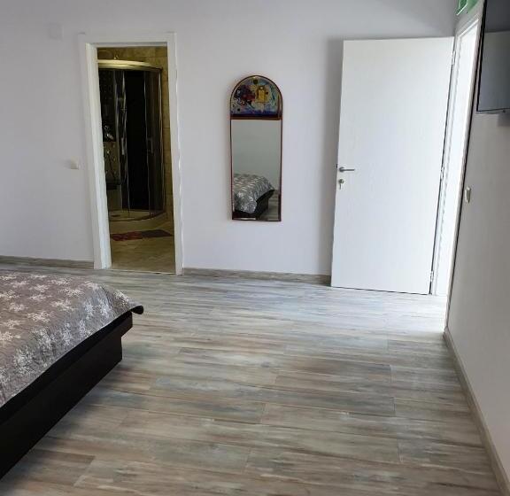 キングサイズベッドのスーペリアルーム, Casa Musceleana