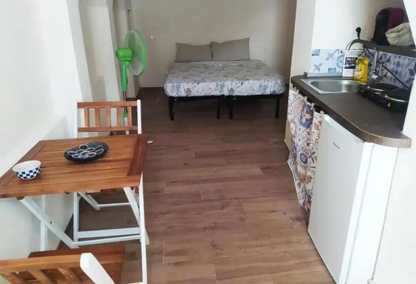 Standard-huone, Correri 125
