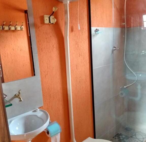 جناح, Pouso Da Lua