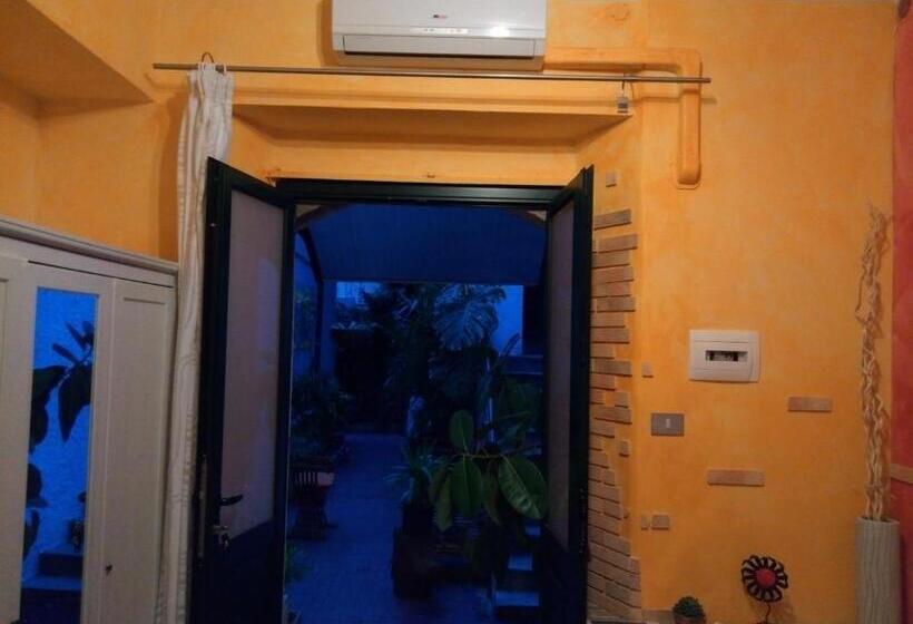 Номер Стандарт, Private Room Stanza Privata With Private Bathroom   Shared Kitchen And Beautiful Terrace On Taormina