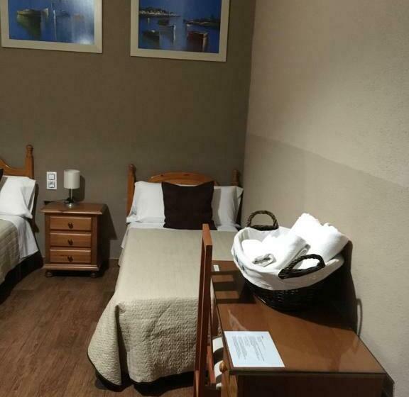 Quarto Triplo Standart, Hostal Fantoni