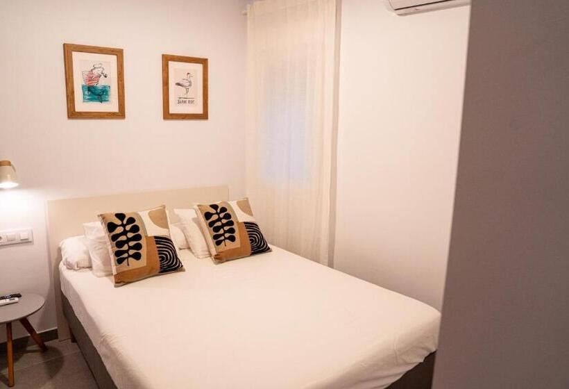 Номер Стандарт, Hostal Tarantelo Conil