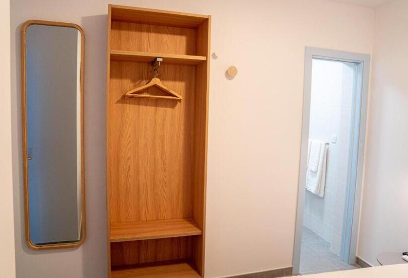 Номер Стандарт, Hostal Tarantelo Conil