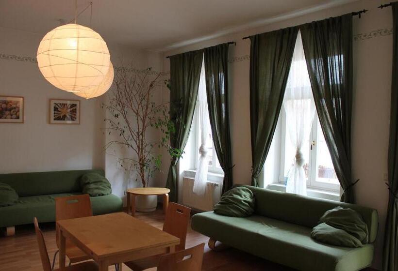 דירה בת חדר שינה 1 עם מרפסת, Hostel Louise 20