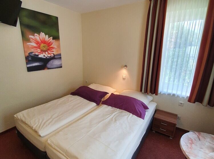 Номер Стандарт, Bergschlösschen