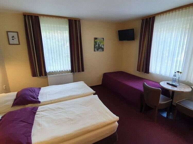 标准间, Bergschlösschen