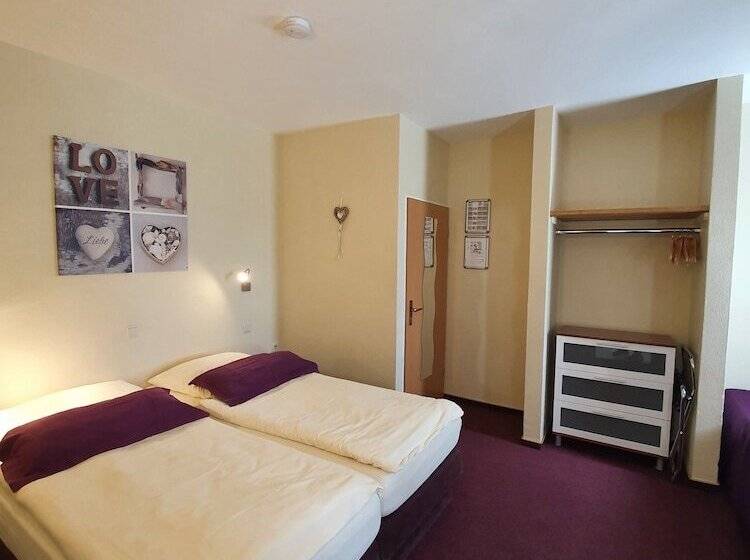 Номер Стандарт, Bergschlösschen