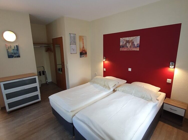 标准间, Bergschlösschen