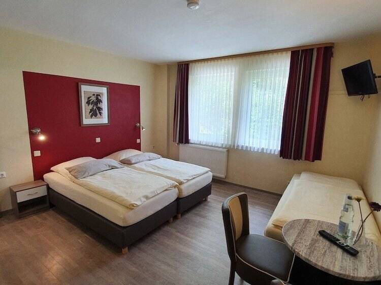 标准间, Bergschlösschen