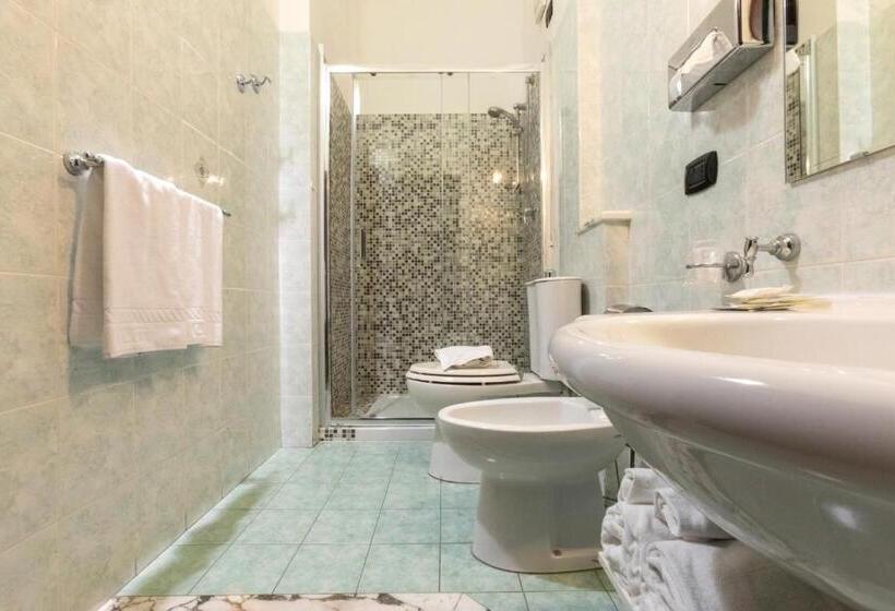 스탠다드 룸, Sant'elia