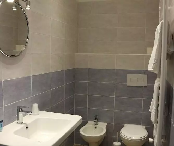 اتاق اکونومی, Viterbo Inn