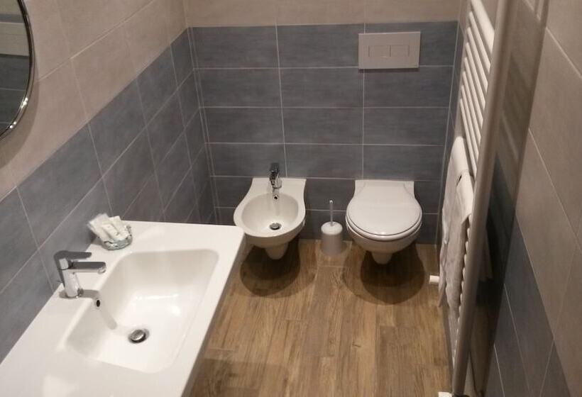 اتاق اکونومی, Viterbo Inn