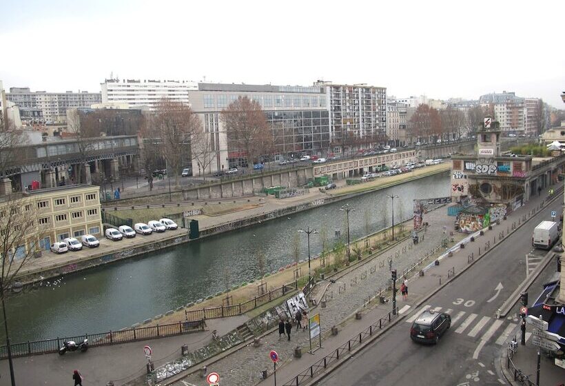 スタンダードルーム, Peace & Love Hostel