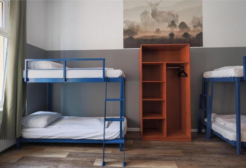 اتاق راحتی سه تخته, Pegasus Hostel Berlin