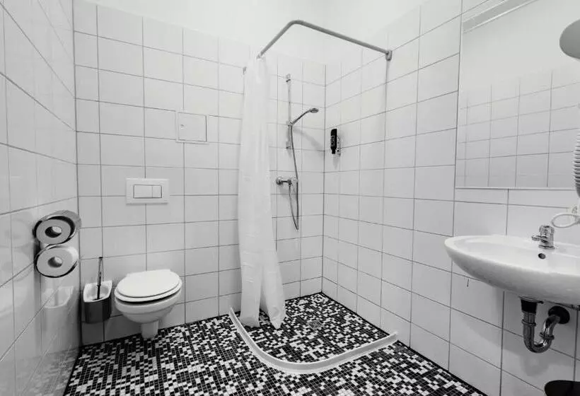 تختخواب در اتاق مشترک, Pegasus Hostel Berlin