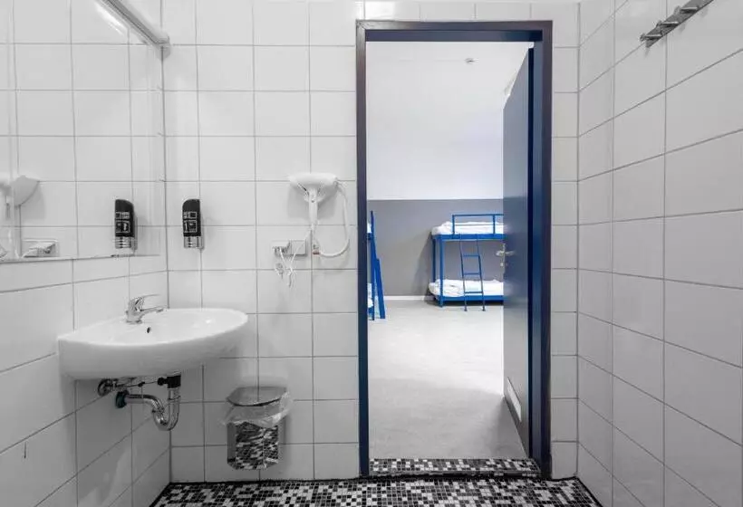 تختخواب در اتاق مشترک, Pegasus Hostel Berlin