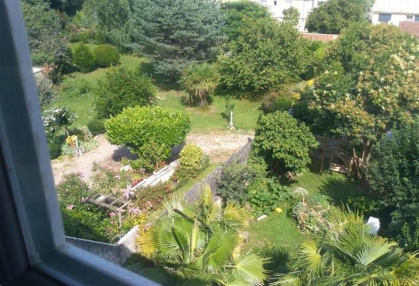 חדר סטנדרט נוף לגינה, La Maison Botanique