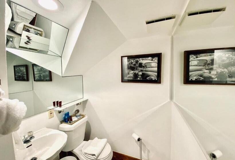 스위트, The Abriendo Inn