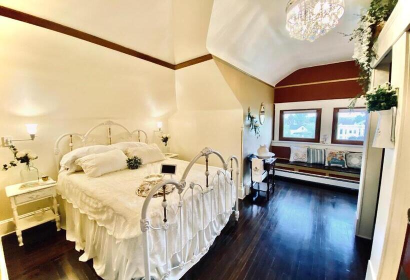 자쿠지 스위트, The Abriendo Inn