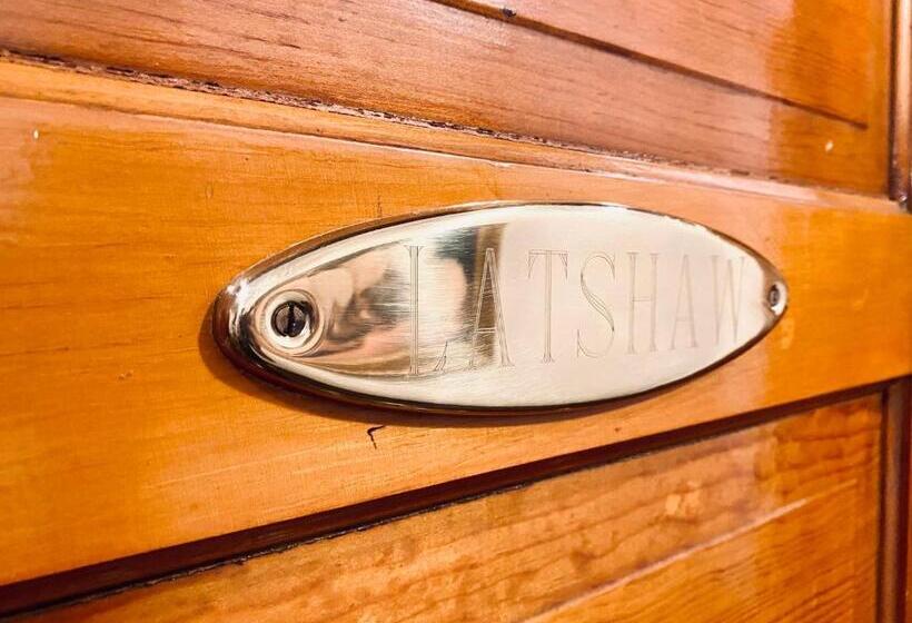 자쿠지 스위트, The Abriendo Inn