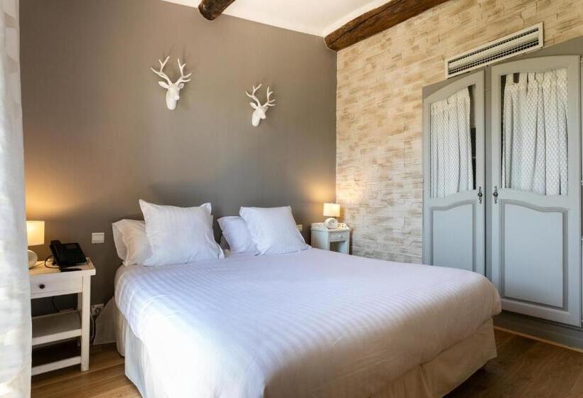 标准间, Café De Paris