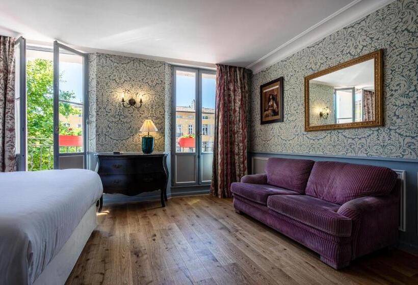 标准间, Café De Paris