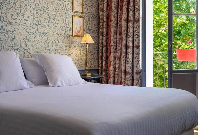 标准间, Café De Paris