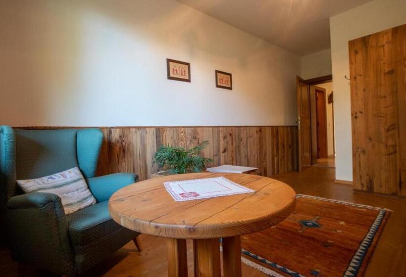 标准单人间共用浴室, Haus Kogler