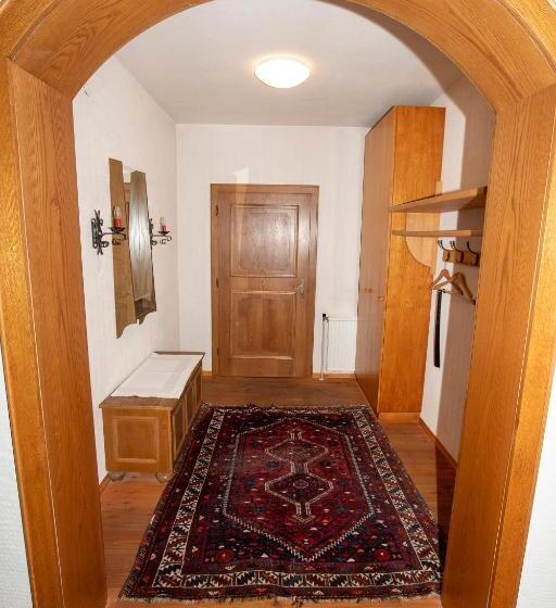 家庭间, Haus Kogler